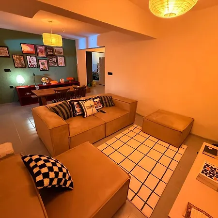 Apartment Kastro *